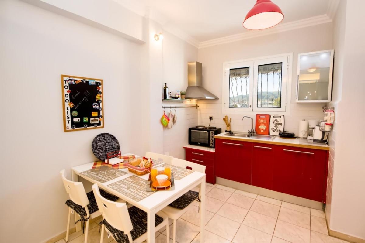 Cozy Flat On The Main Square, 10Min To The Sea Βίλα Καλαμάτα Εξωτερικό φωτογραφία