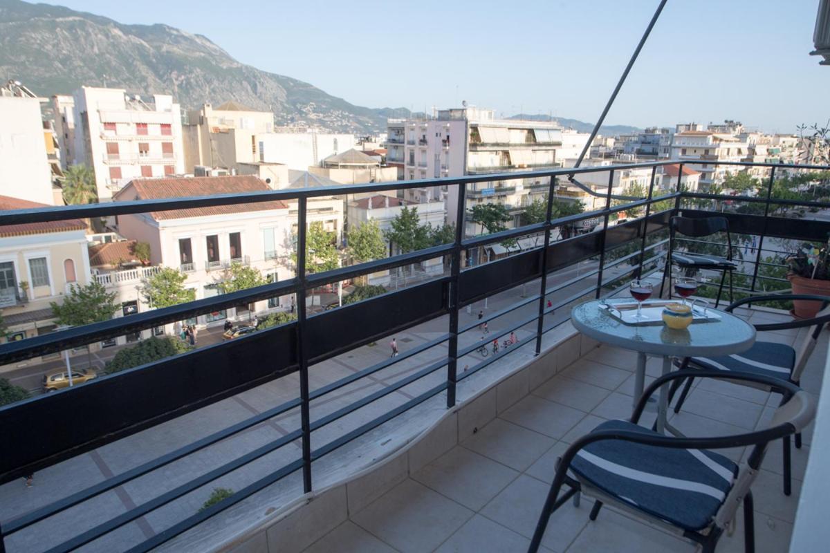 Cozy Flat On The Main Square, 10Min To The Sea Βίλα Καλαμάτα Εξωτερικό φωτογραφία