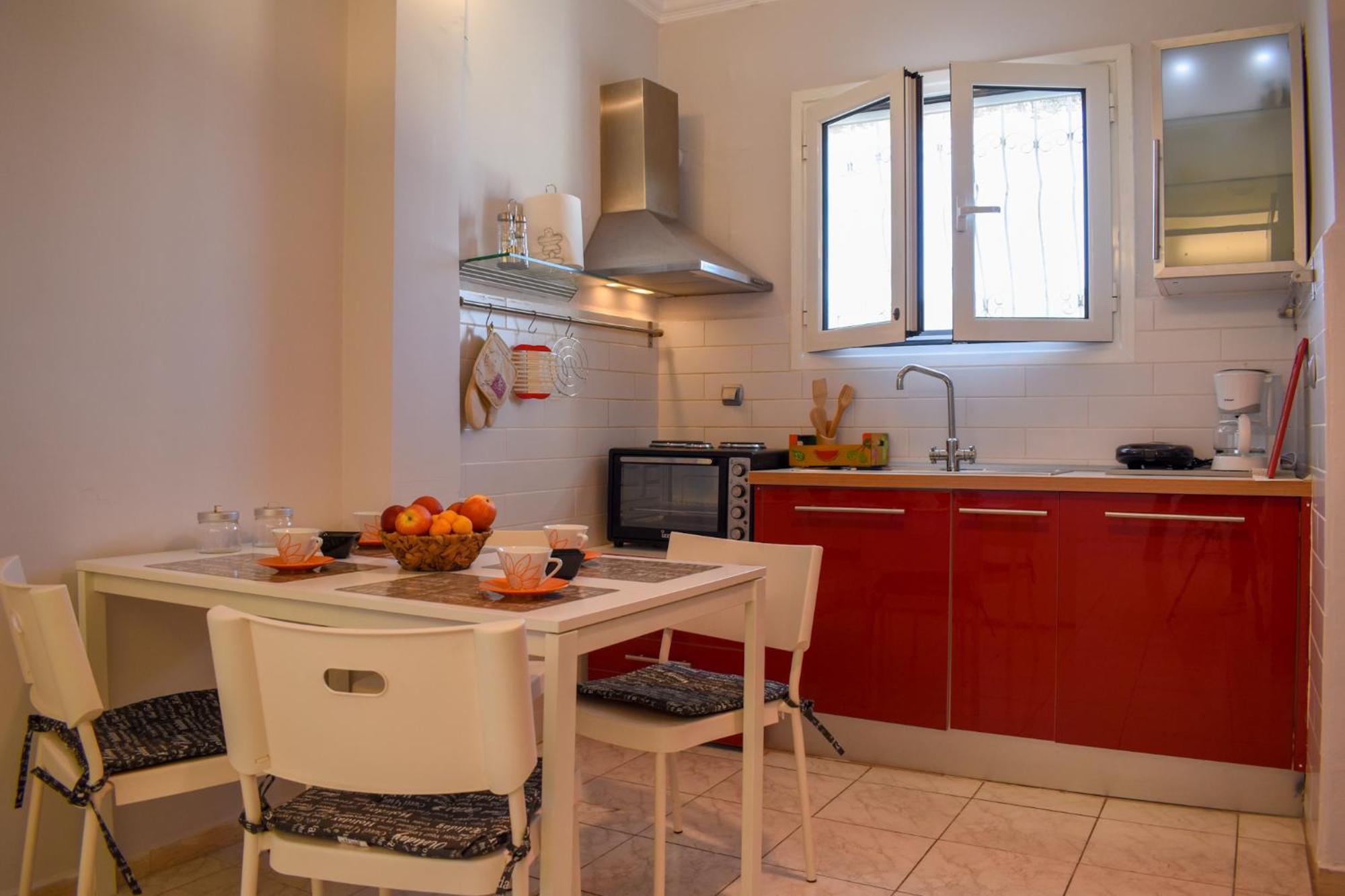 Cozy Flat On The Main Square, 10Min To The Sea Βίλα Καλαμάτα Εξωτερικό φωτογραφία