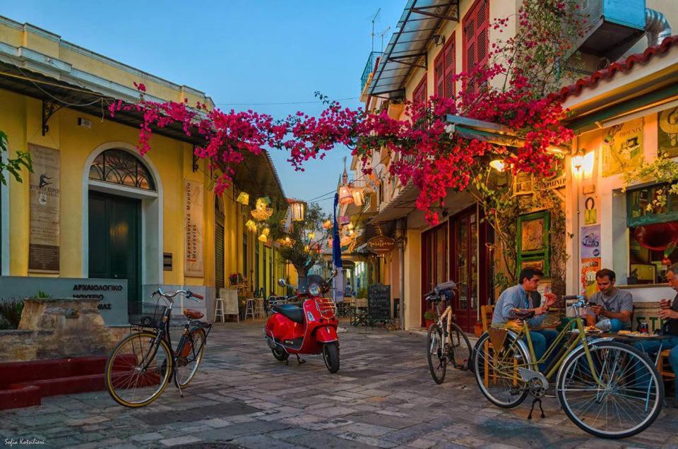 Cozy Flat On The Main Square, 10Min To The Sea Βίλα Καλαμάτα Εξωτερικό φωτογραφία